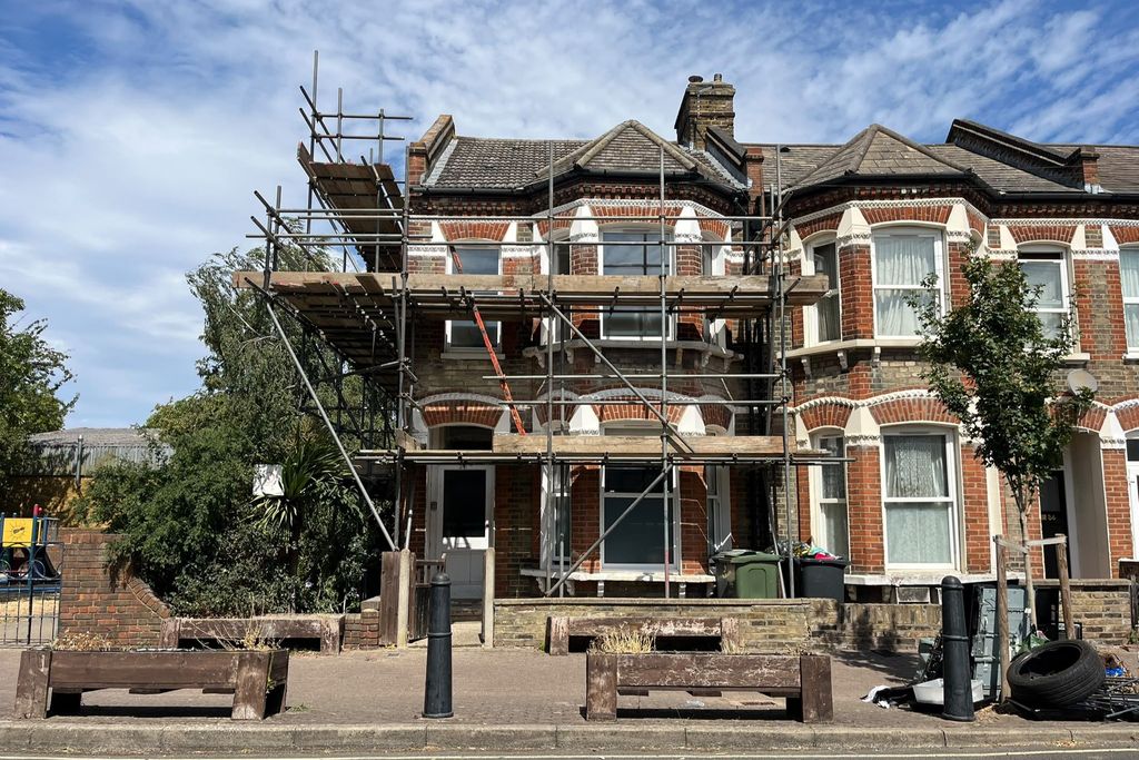 Property photo 1 of 2 36B Kildoran Road, Brixton London Sw2 5Jx