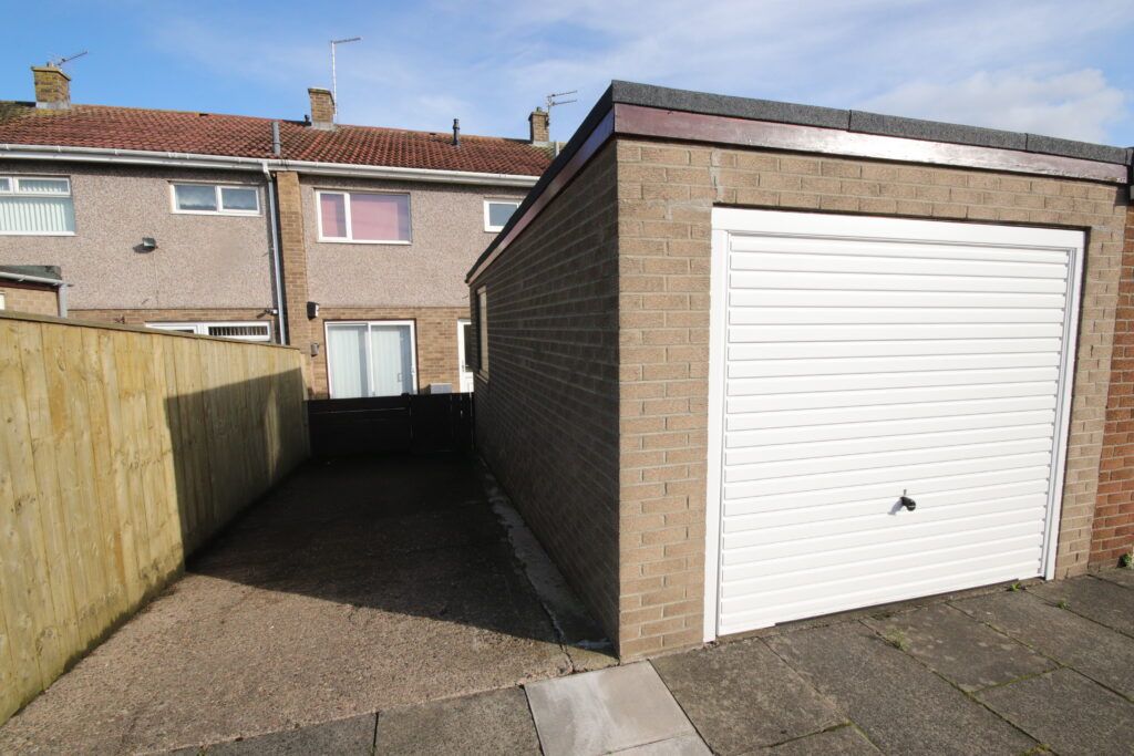 Property photo 2 of 14