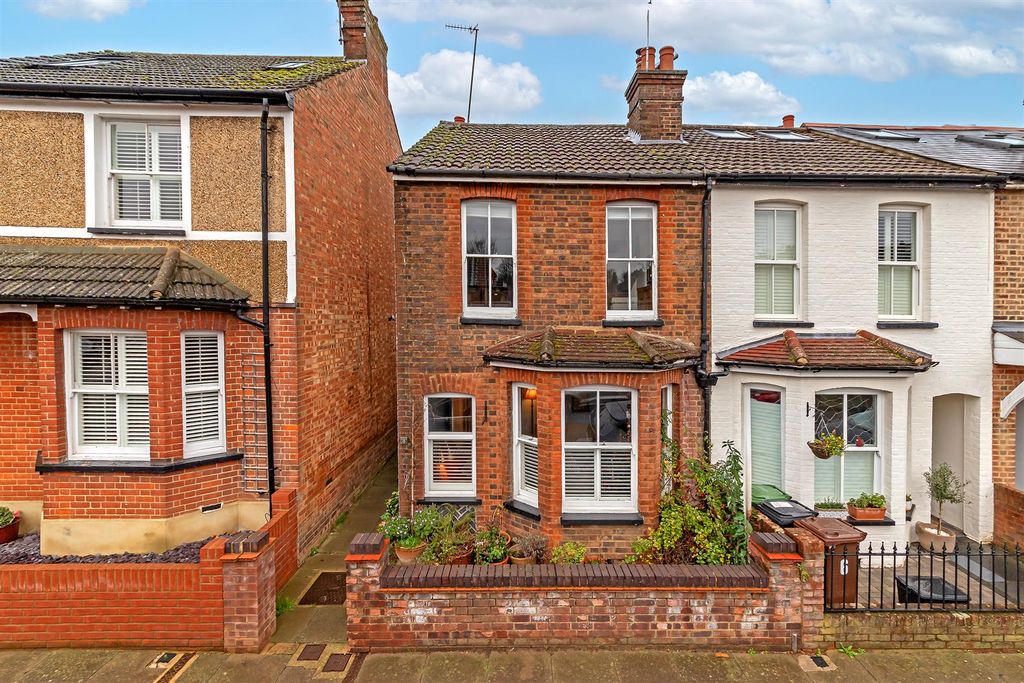 Property photo 1 of 18 8Kimberleyroad-2.Jpg