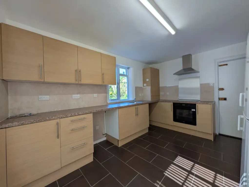 Property photo 2 of 3