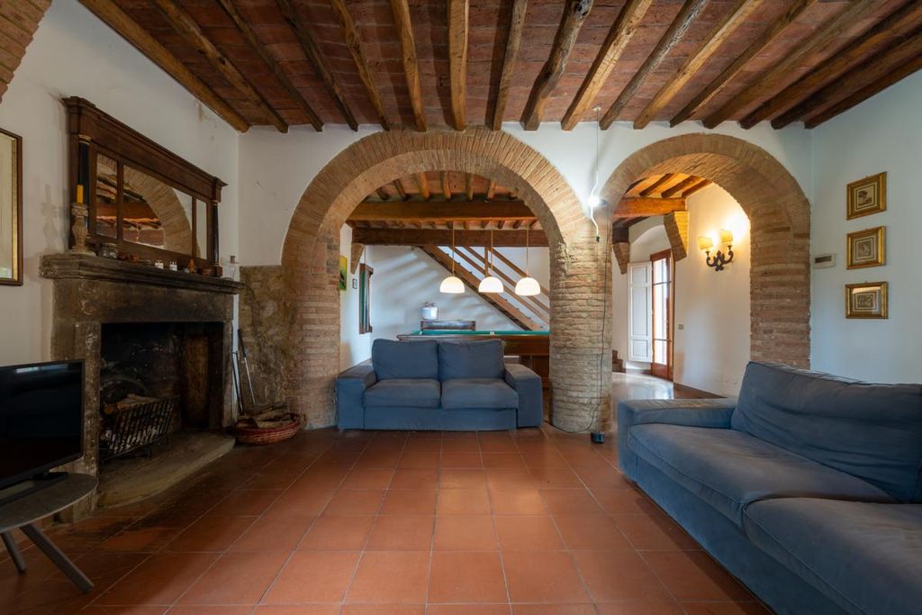 Property photo 3 of 40