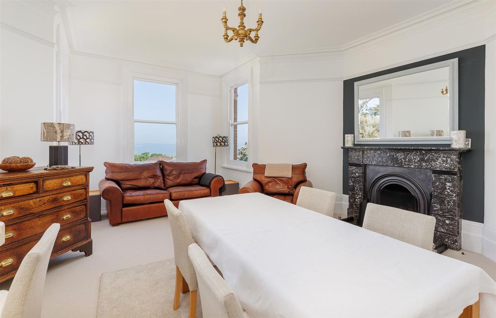 Property photo 1 of 25 13.Jpg