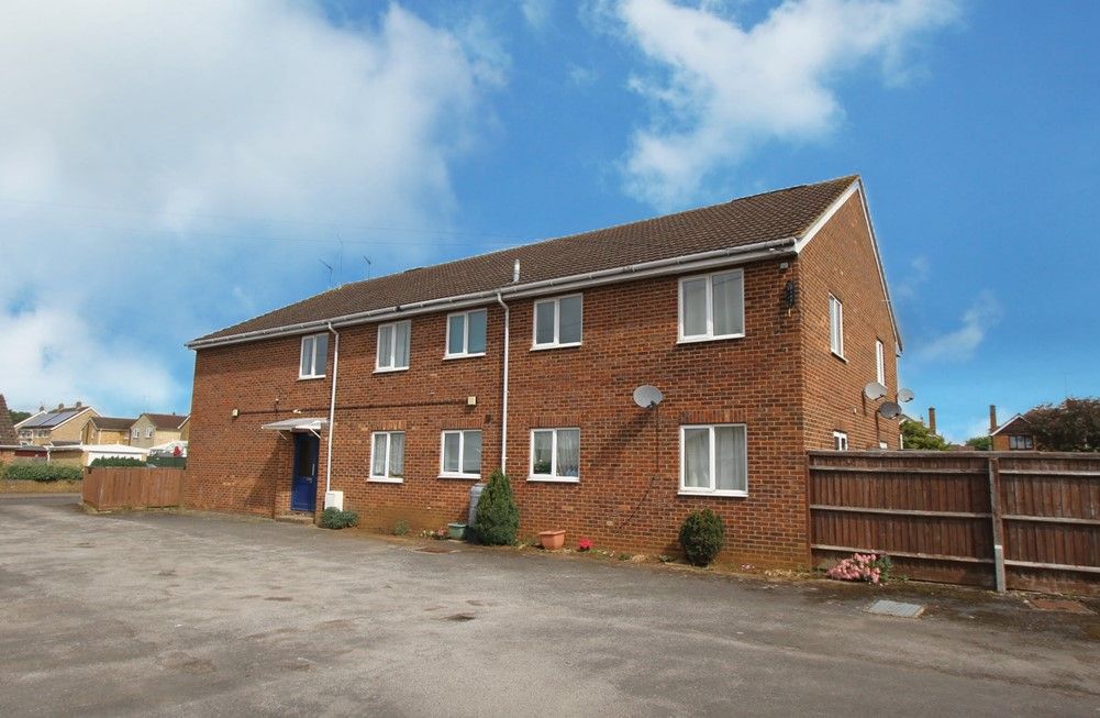 Property photo 1 of 7