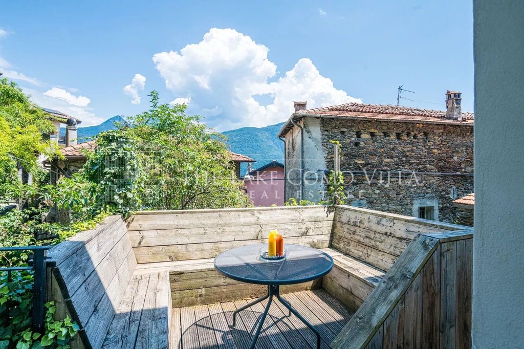 Property photo 3 of 32