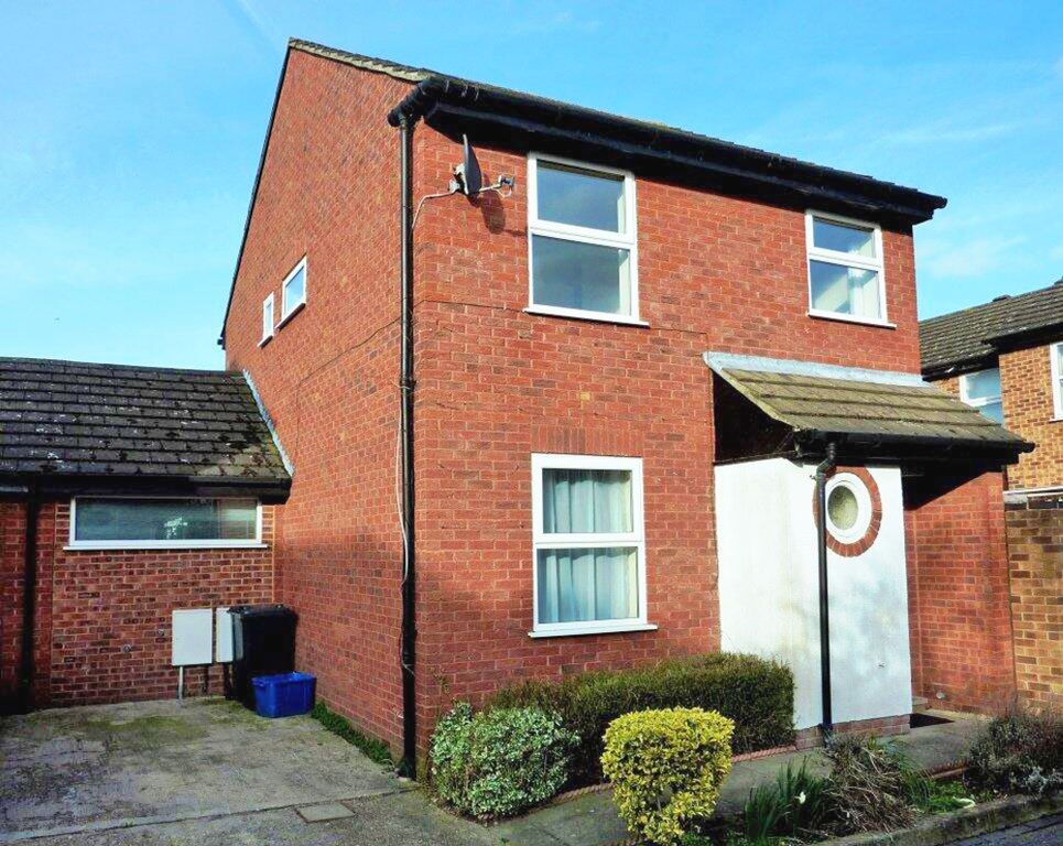 Property photo 1 of 2