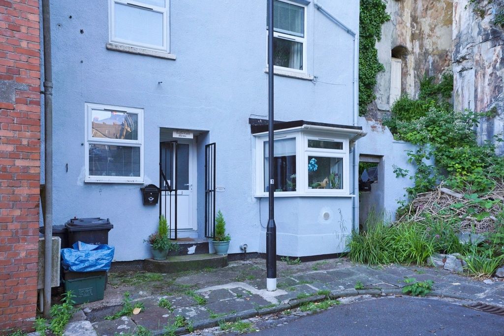 Property photo 1 of 10 Pbox-Img.Jpg
