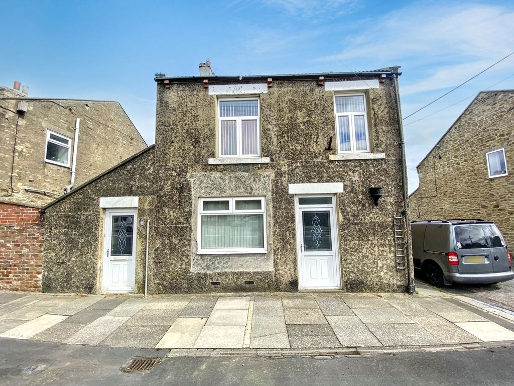 Property photo 2 of 16