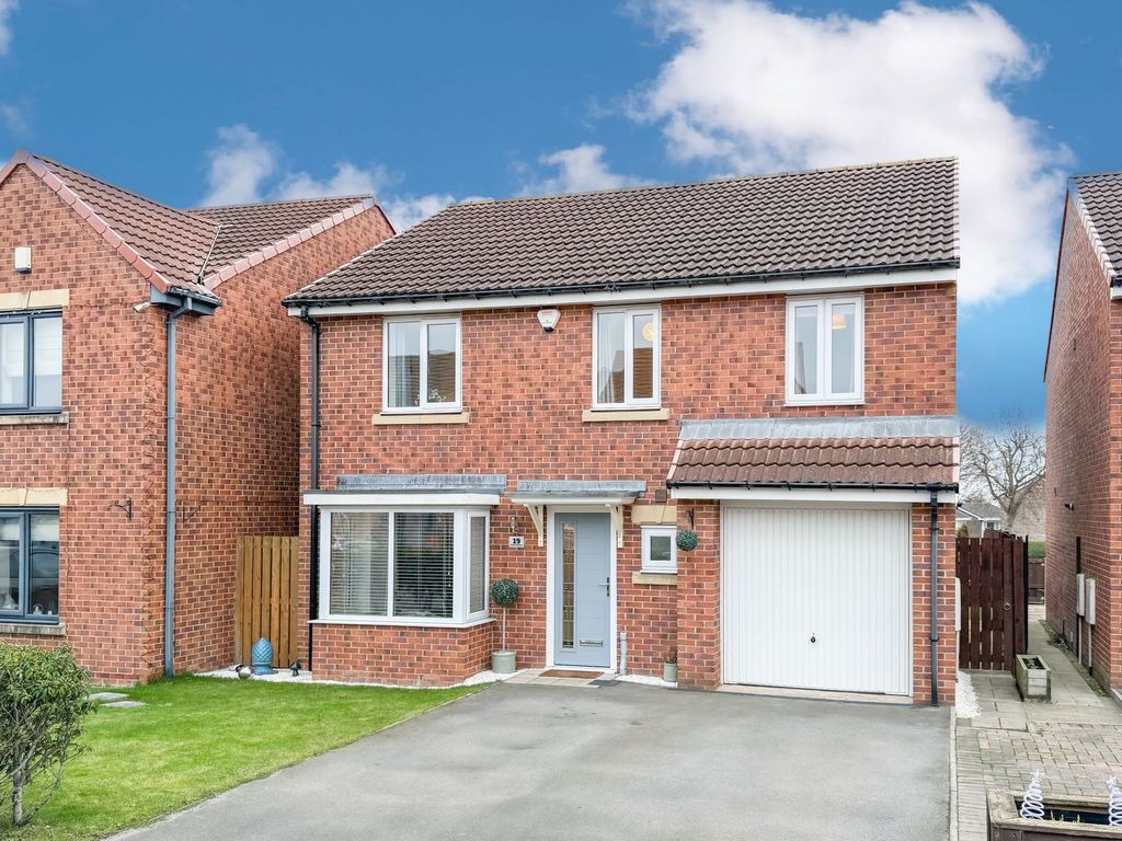 Property photo 1 of 16 External