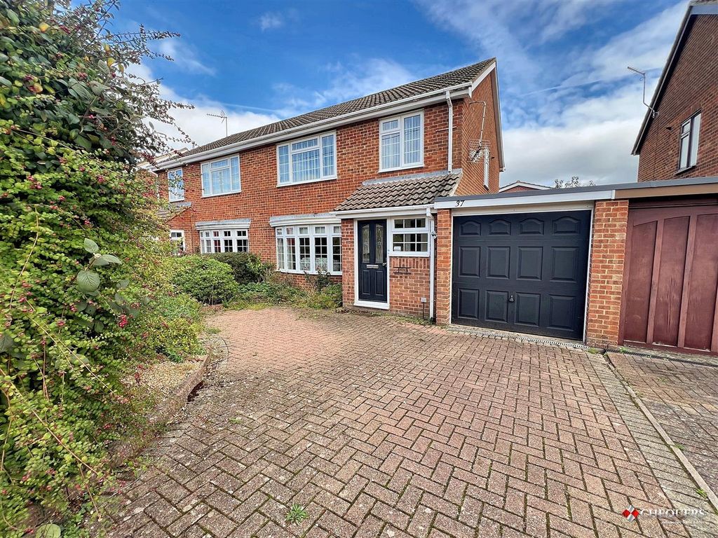 Property photo 1 of 16 Front