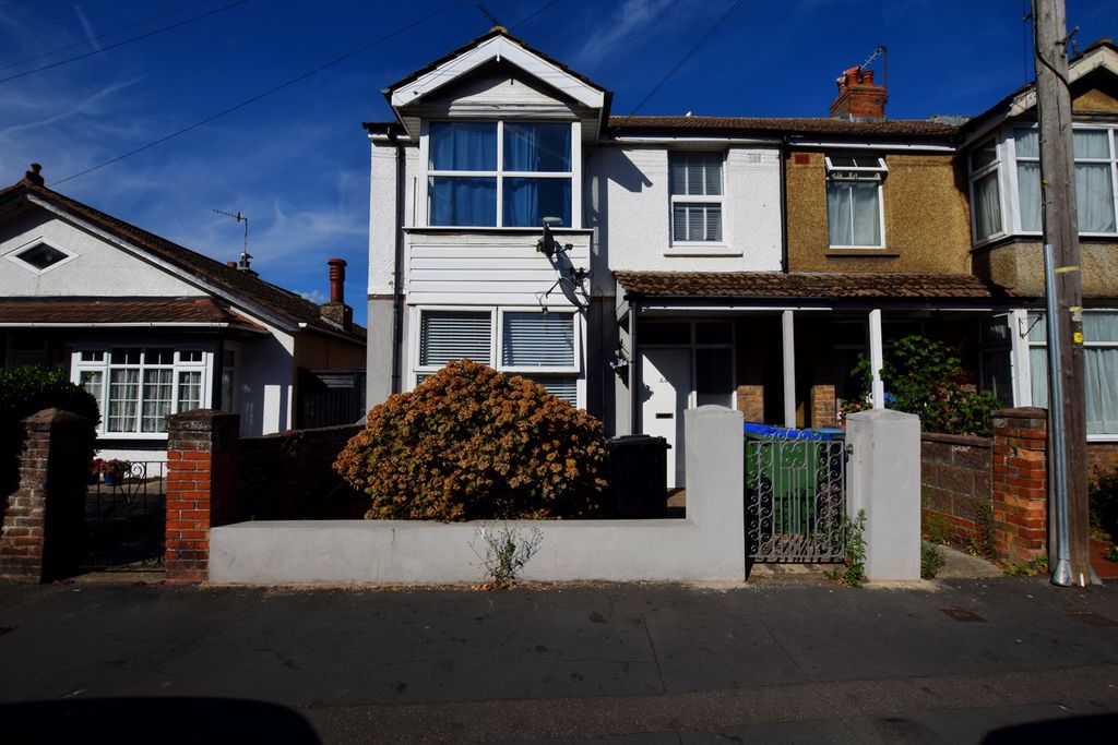 Property photo 1 of 8 (Main)