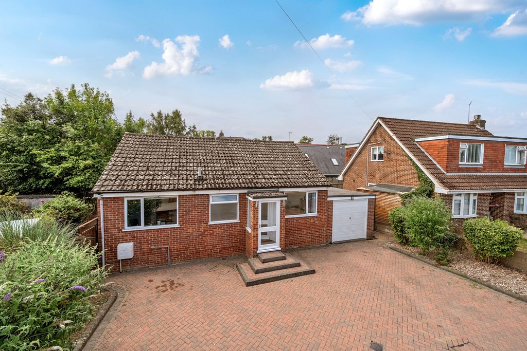 Property photo 1 of 11 Picture No. 23