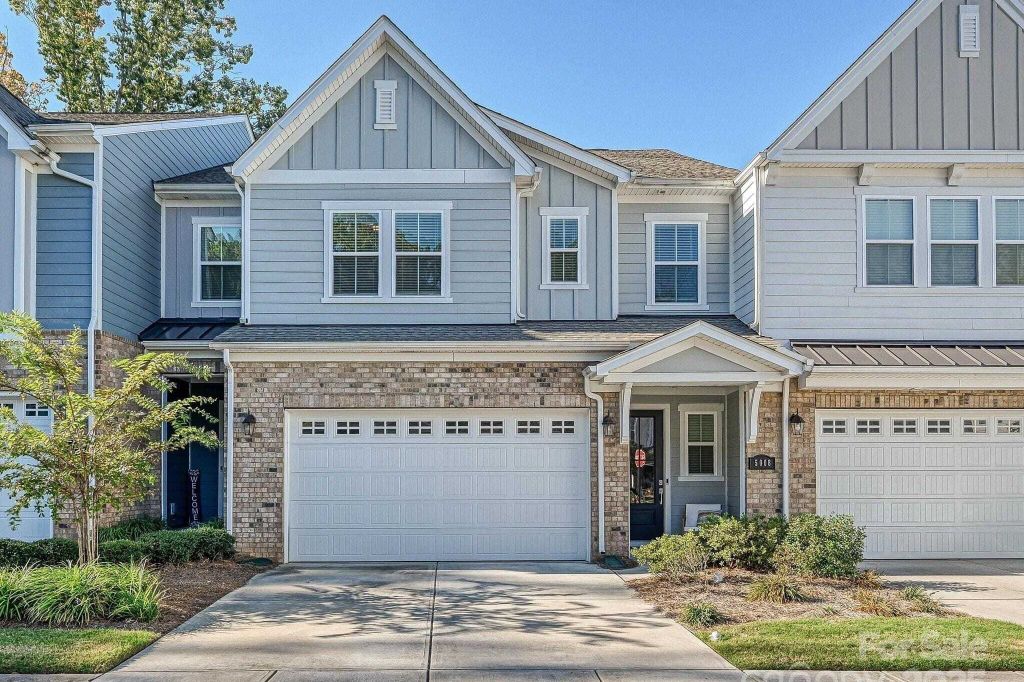 Property photo 1 of 33