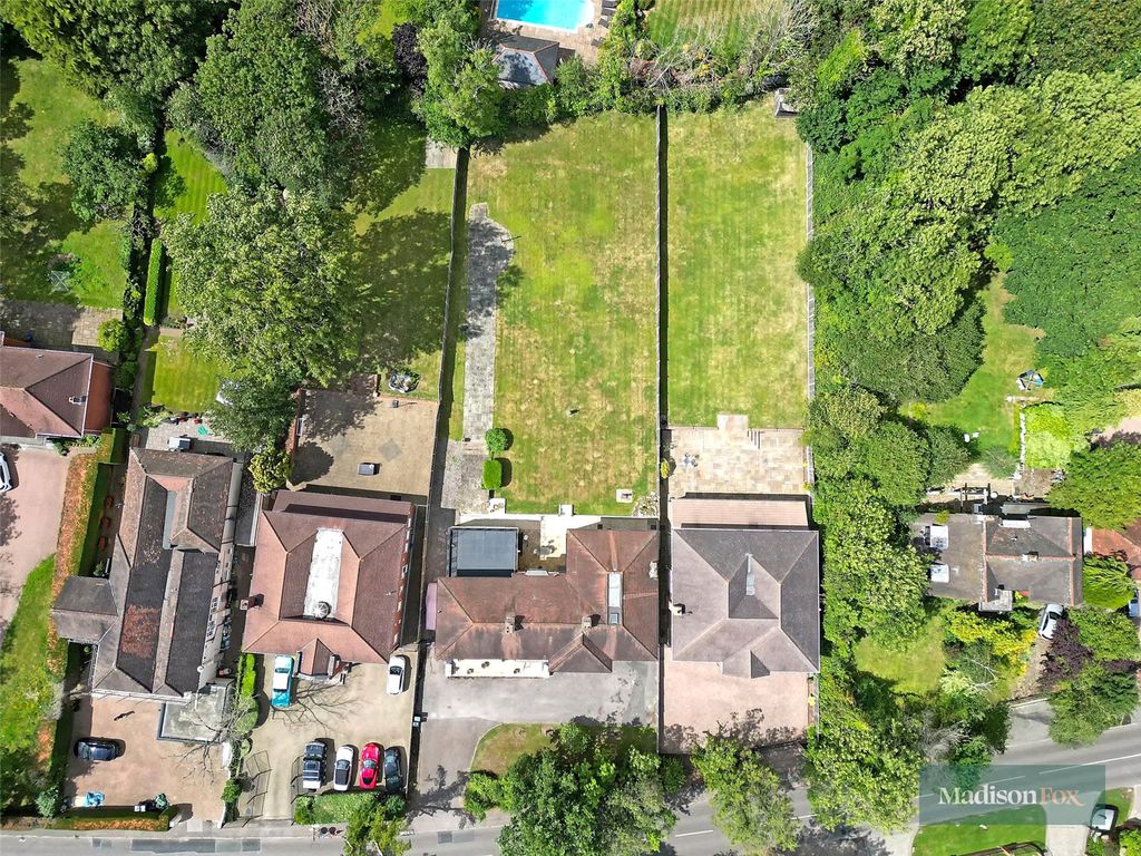 Additional image 35 of 7 bed detached house for saleAlderton Hill, Loughton, Essex IG10