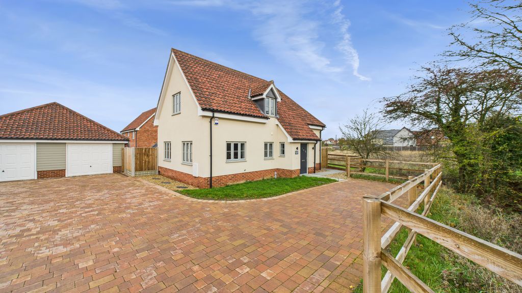 Property photo 1 of 13