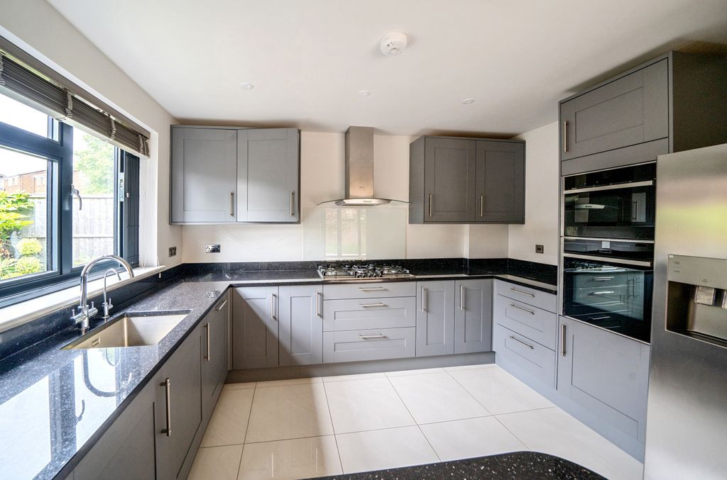 Property photo 2 of 22 992337 (4).Jpg