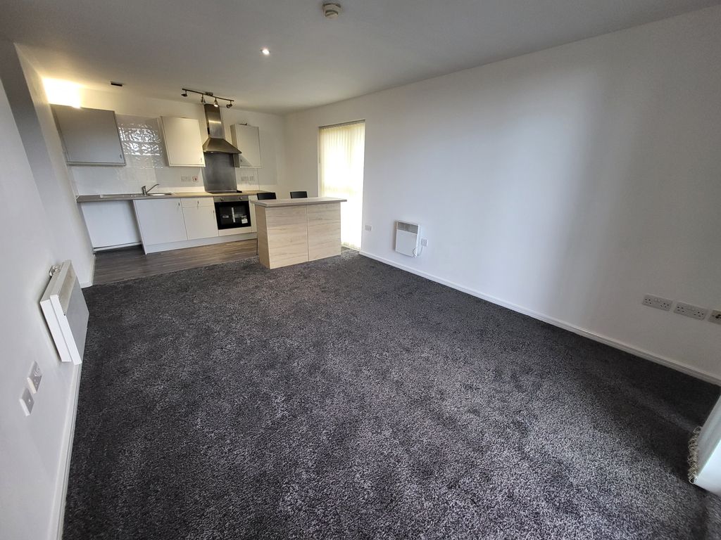 Property photo 2 of 13 Gallery