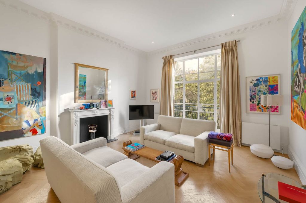 Property photo 2 of 9 Drawing Room