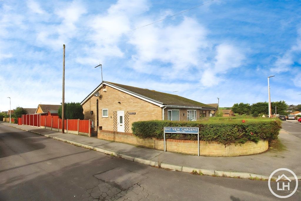 Property photo 1 of 12 External