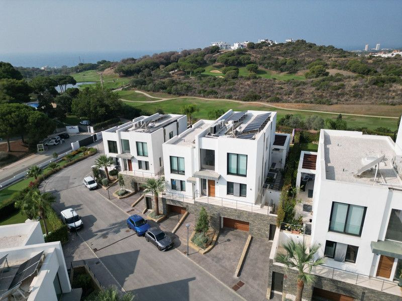 Property photo 3 of 52