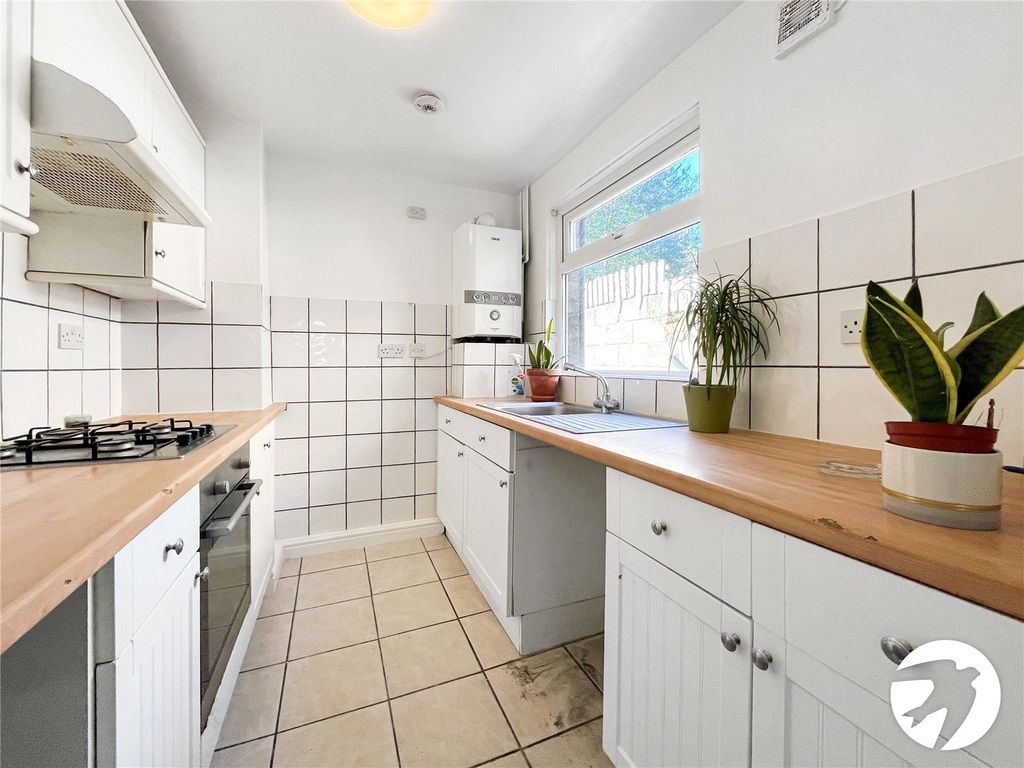 Property photo 2 of 11 Picture No. 09