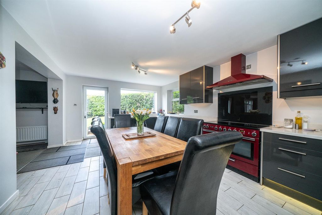 Property photo 2 of 31 2-Friars-Wash-1009.Jpg