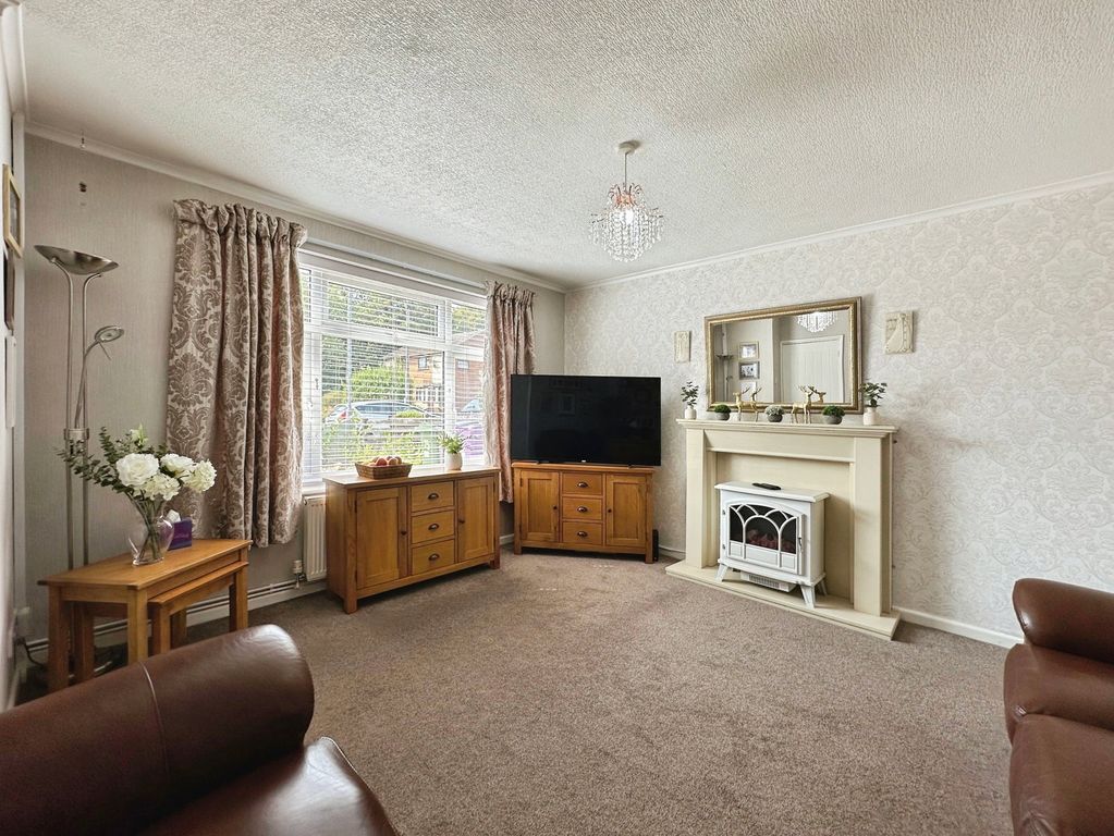 Property photo 2 of 44