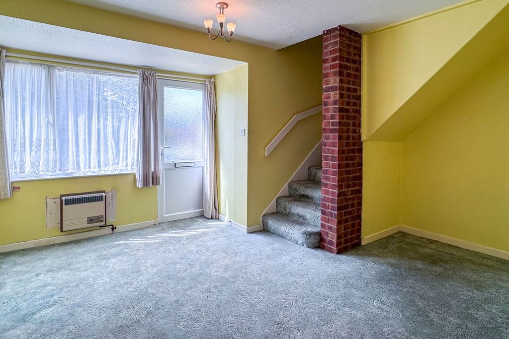Property photo 2 of 7