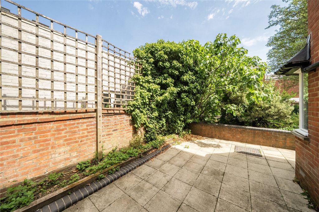 Property photo 3 of 10 Picture No. 04