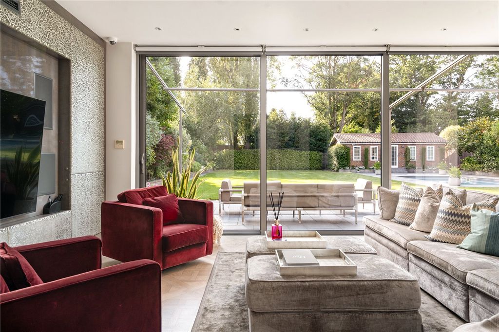 Property photo 3 of 24 Picture No. 16