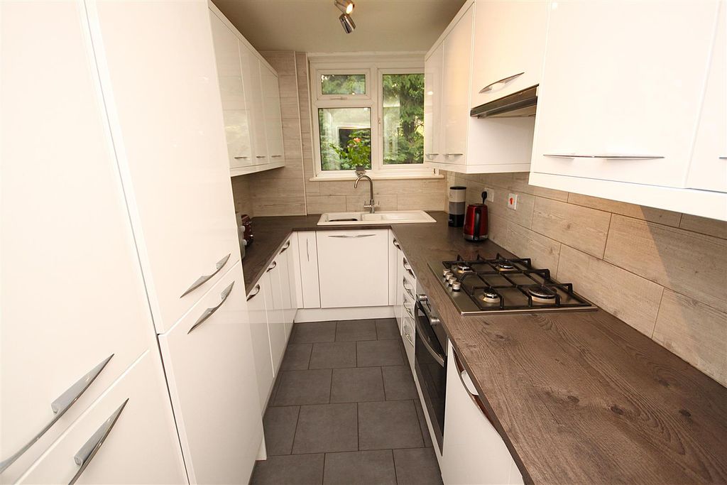 Property photo 3 of 13 Img_1848.Jpg