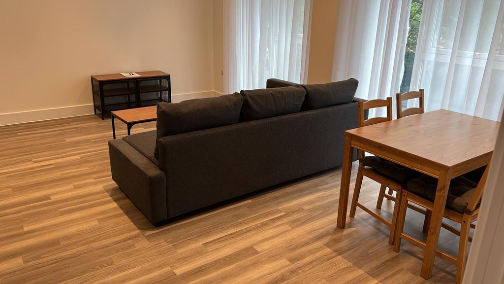 Property photo 3 of 14 E88Cb211-4104-4731-Ac68-A0F92B83d77B.Jpg