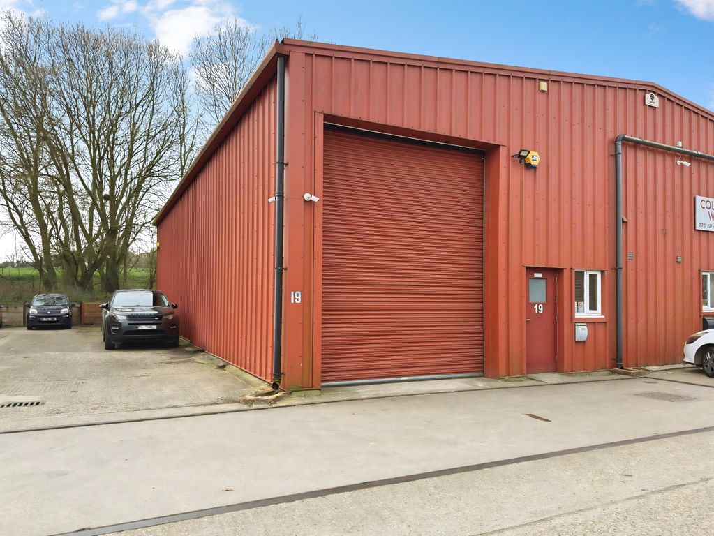 Property photo 1 of 11