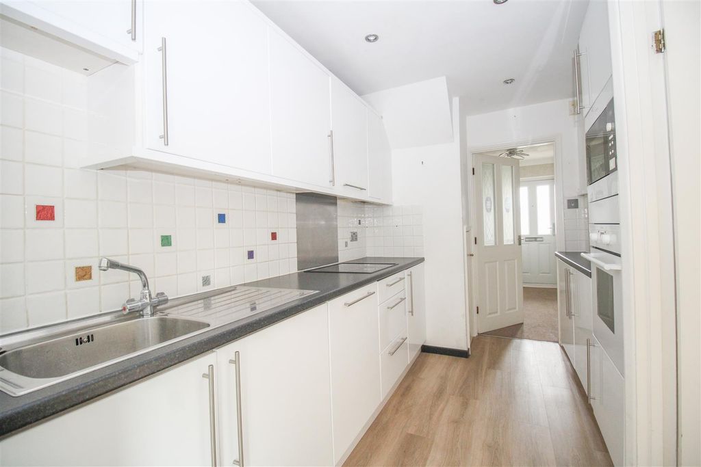 Property photo 2 of 13 Img_1425.Jpg
