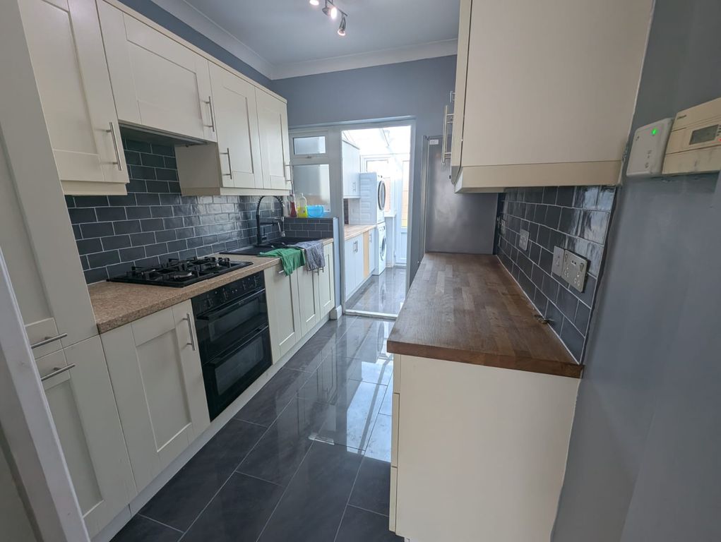Property photo 3 of 14 Gallery