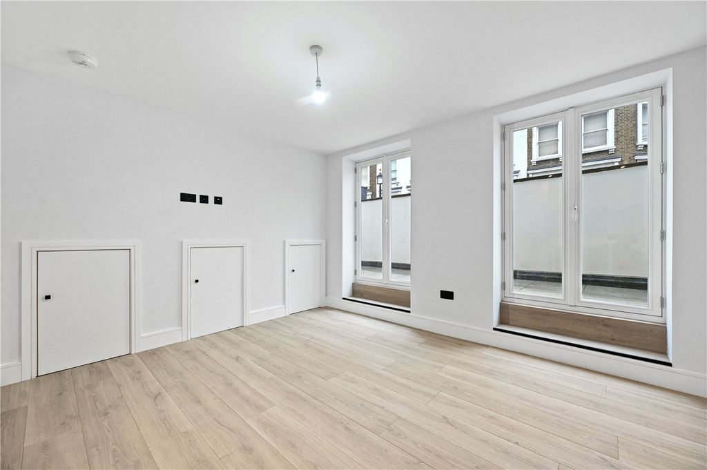 Property photo 2 of 9 Picture No. 08