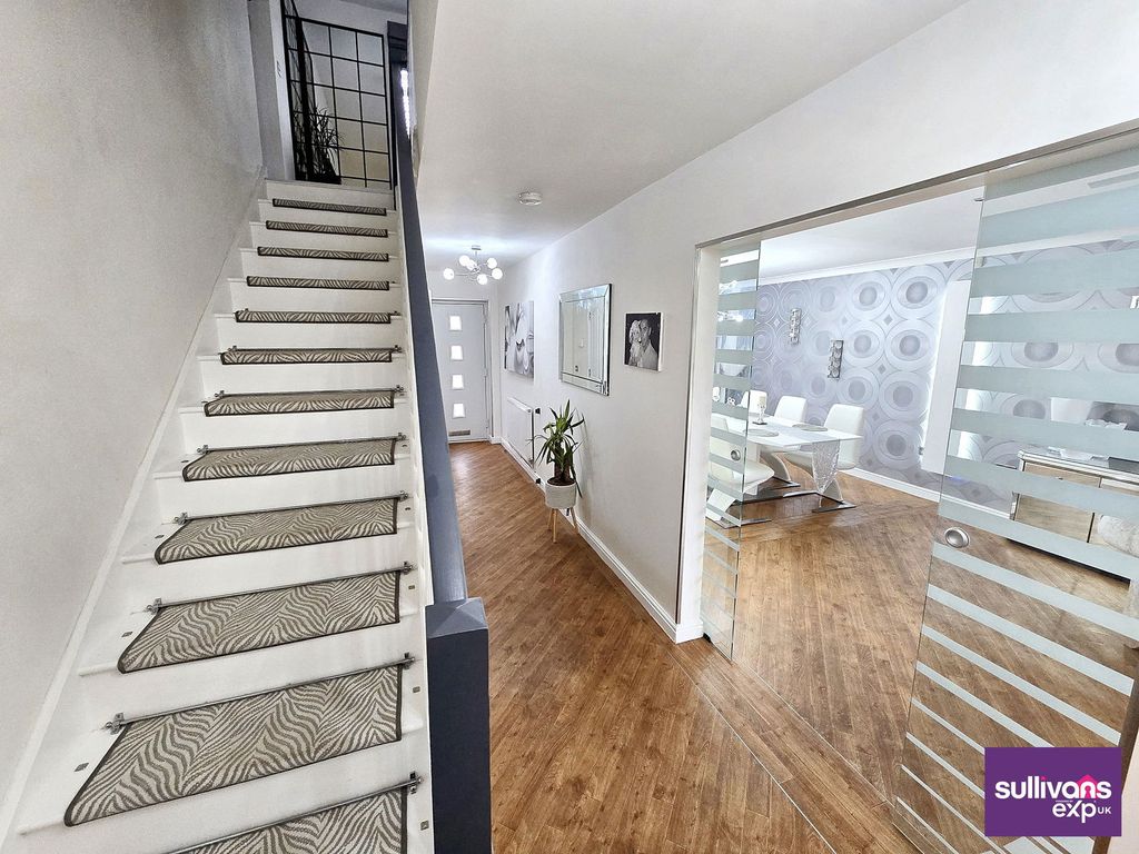 Property photo 3 of 44