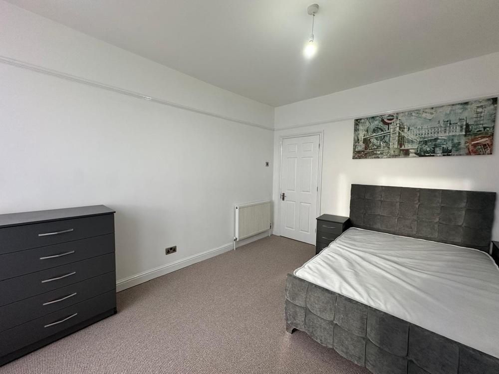 Property photo 3 of 12 Photo 3