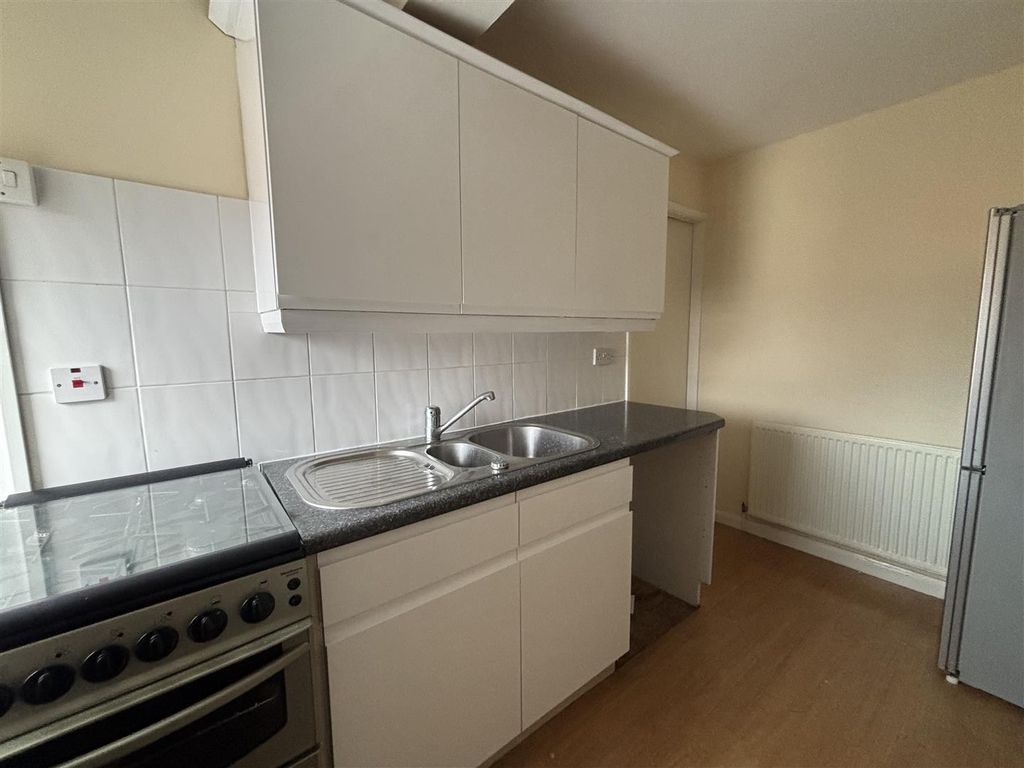 Property photo 3 of 9 Image00010.Jpeg