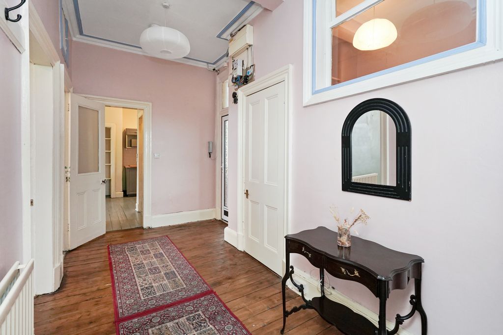 Property photo 3 of 17 Property Image 3