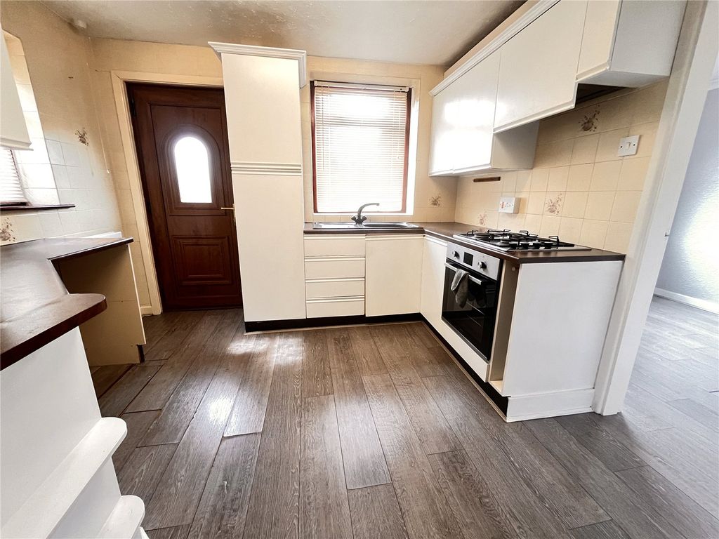 Property photo 3 of 16 Picture No. 07