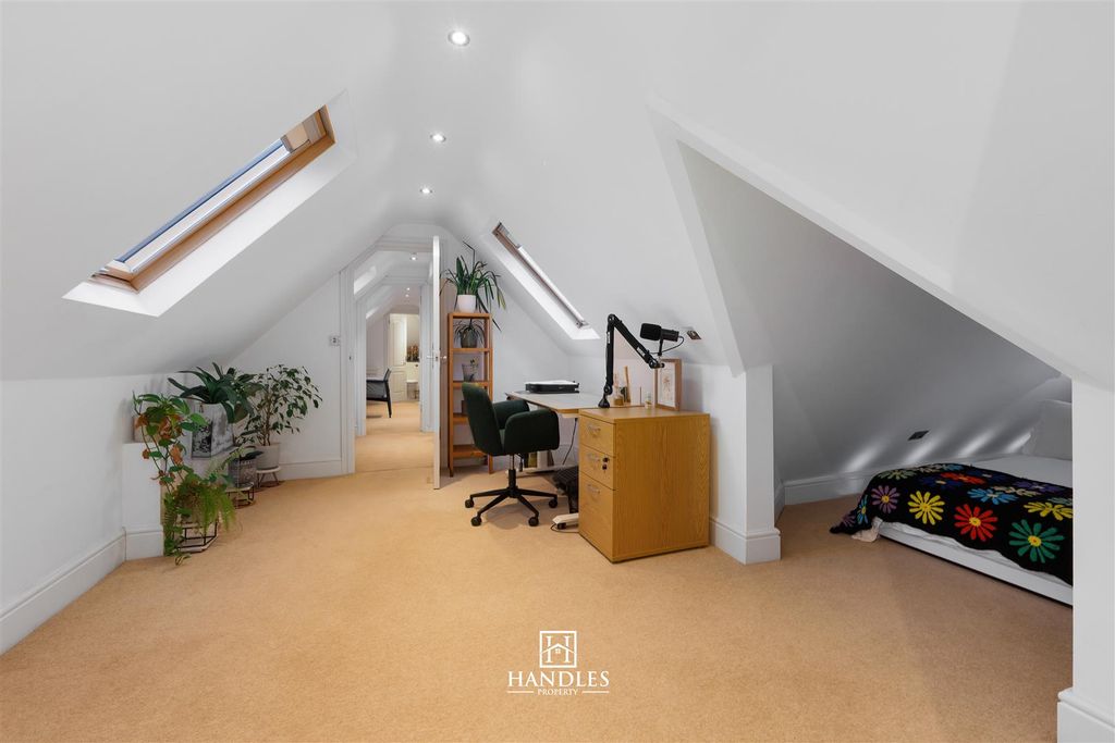 Additional image 11 of 3 bed flat for saleWarwick New Road, Leamington Spa CV32