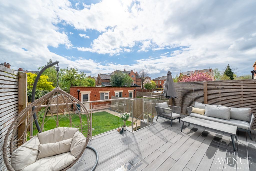 Property photo 3 of 43 5075777