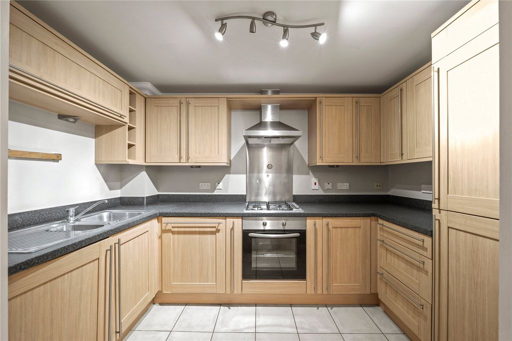 Property photo 2 of 10 Picture No. 05