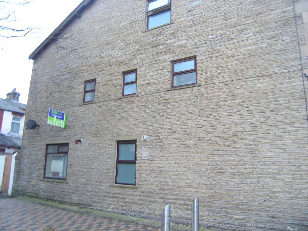Property photo 1 of 3