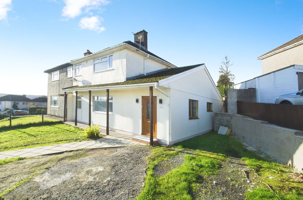 Property photo 2 of 20