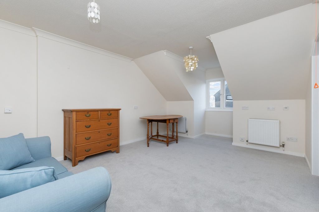 Property photo 3 of 11 4139914