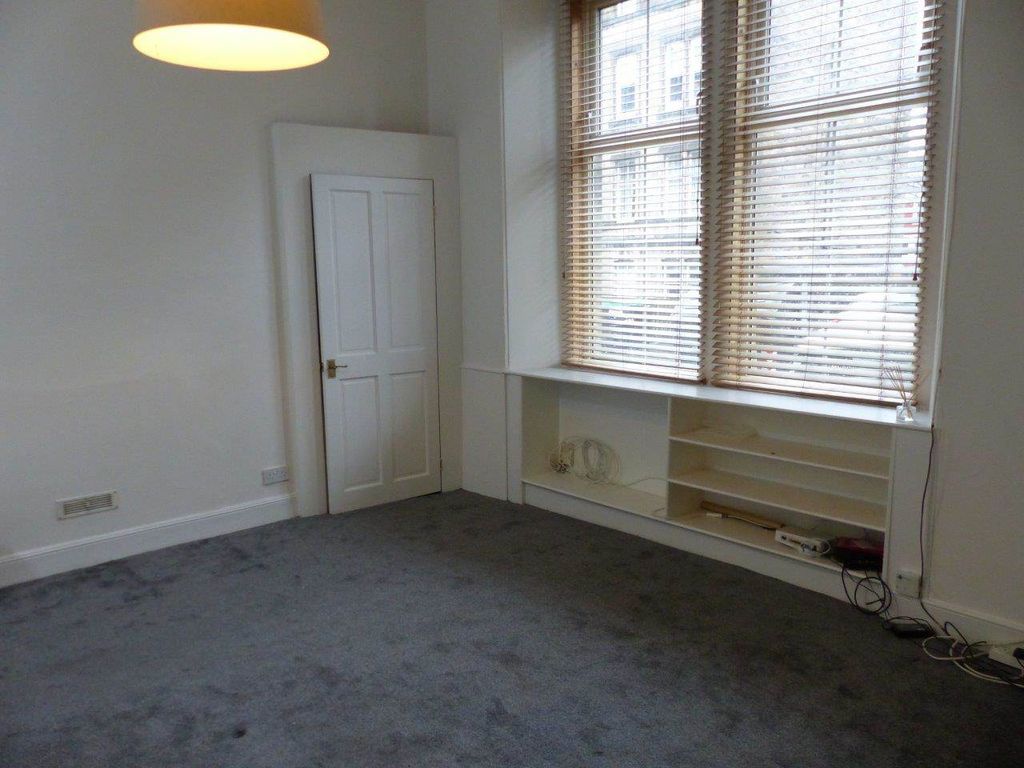 Property photo 2 of 9 Dean Park Street 24 Pf2 (1)