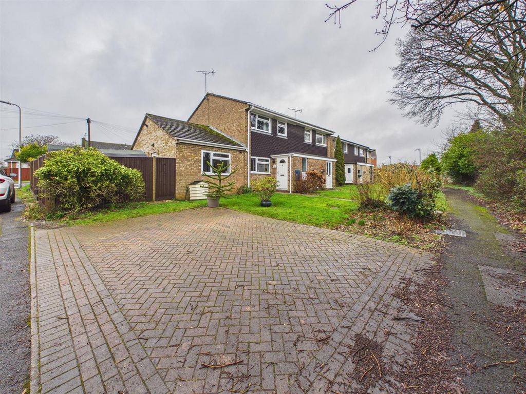 Property photo 1 of 18 Cam05510G0-Pr0154-Still016.Jpg