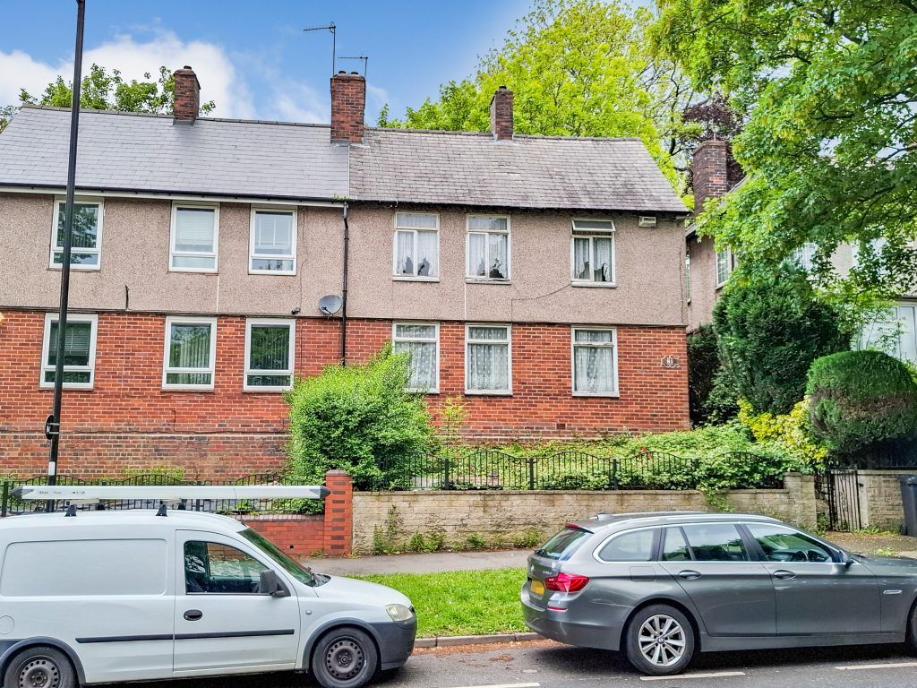 Property photo 1 of 12