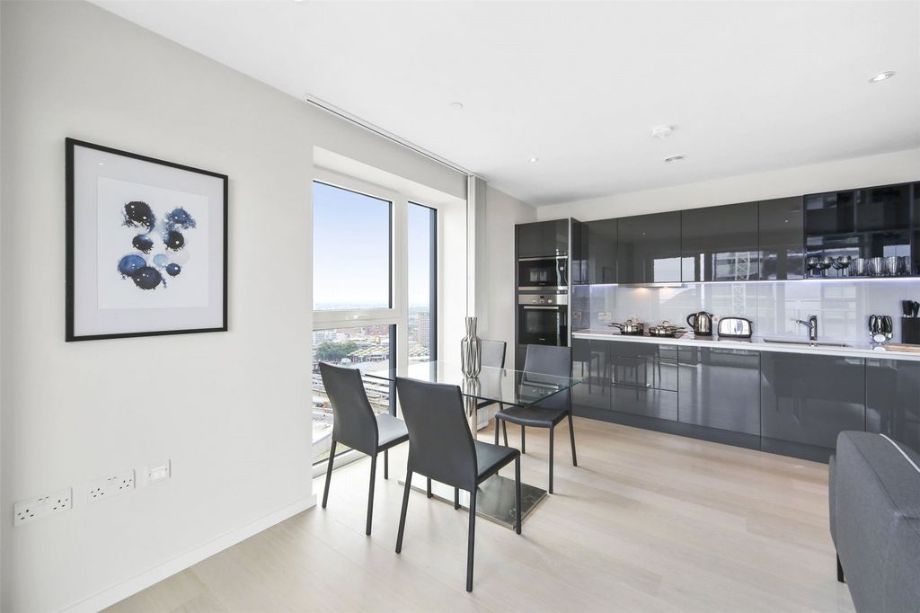 Property photo 3 of 10 Picture No. 15